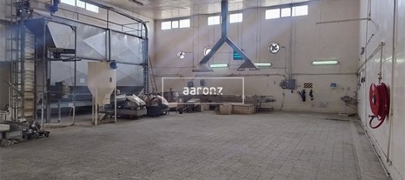 418.1m² Warehouse in Al Quoz, UAE No. 56802 5