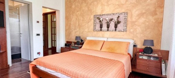 4غرفة شقة في Lucca, Italy رقم 62095 16