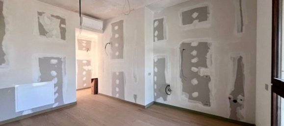 5 rooms House in Venaria Reale, Italy No. 49774 28