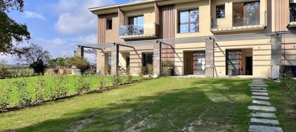 5 rooms House in Venaria Reale, Italy No. 49774 42