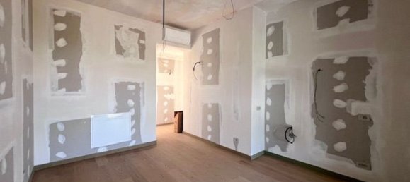 5 rooms House in Venaria Reale, Italy No. 49774 27