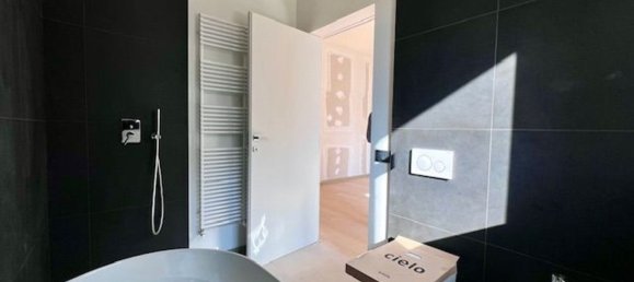 5 rooms House in Venaria Reale, Italy No. 49774 35