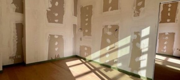 5 rooms House in Venaria Reale, Italy No. 49774 12