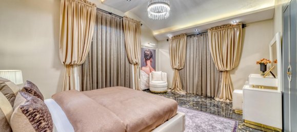 Villa de 5+1 en Kargicak, Turkey No. 27962 25