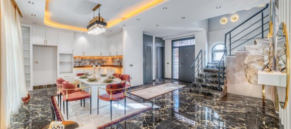 Villa de 5+1 en Kargicak, Turkey No. 27962 13