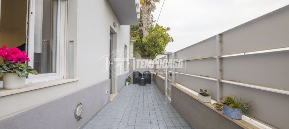 2 chambres Appartement à Senigallia, Italy No. 217684 2