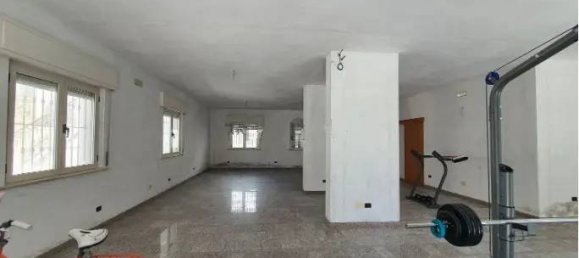 1 room Commercial property in Alba Adriatica, Italy No. 174158 7