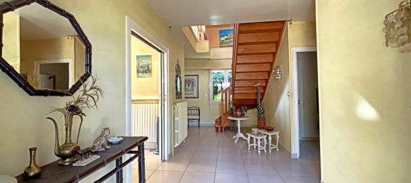 Casa de 4 dormitorios en Montagnat, France No. 362096 4