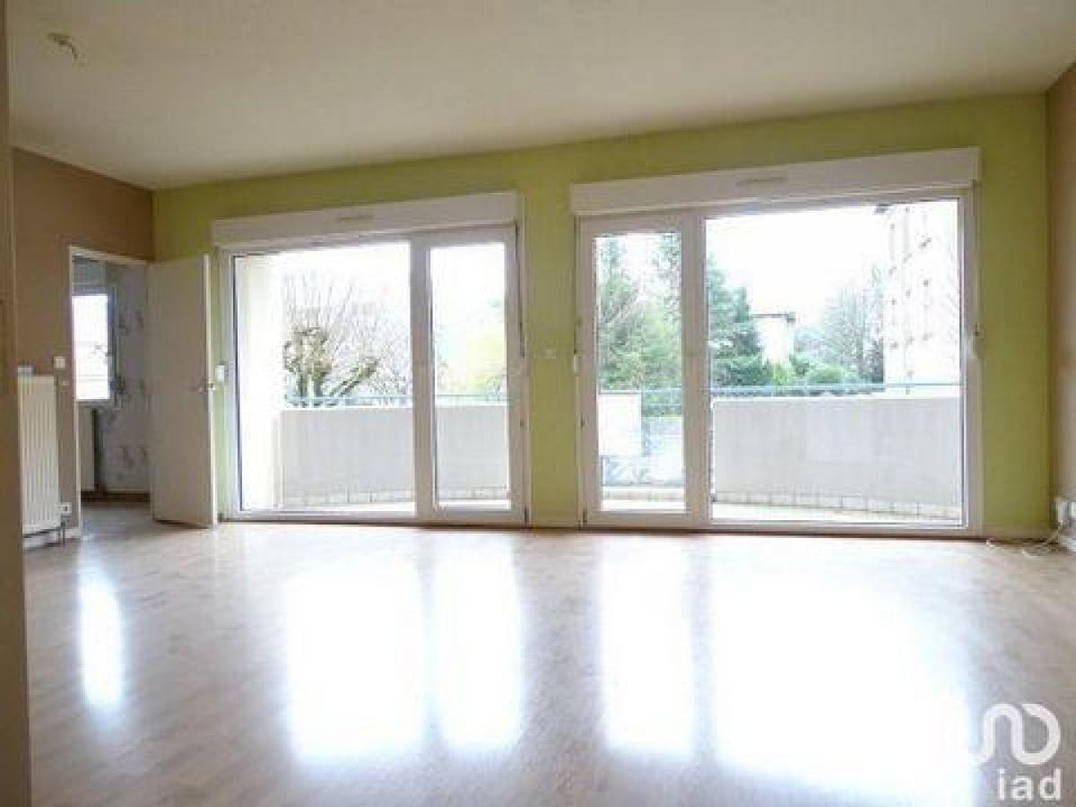 3 bedrooms Condo in Sarrebourg, France No. 9823