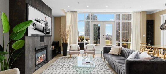 3 bedrooms Condo in British Columbia, Canada No. 1282 5