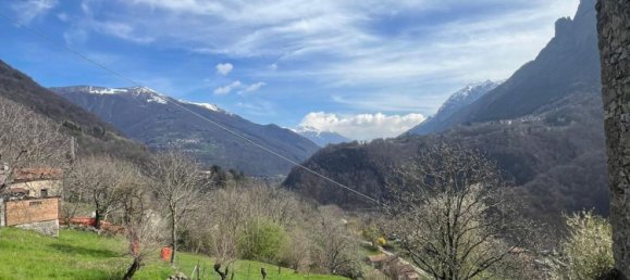 4 rooms House in Bellano, Italy No. 124886 3