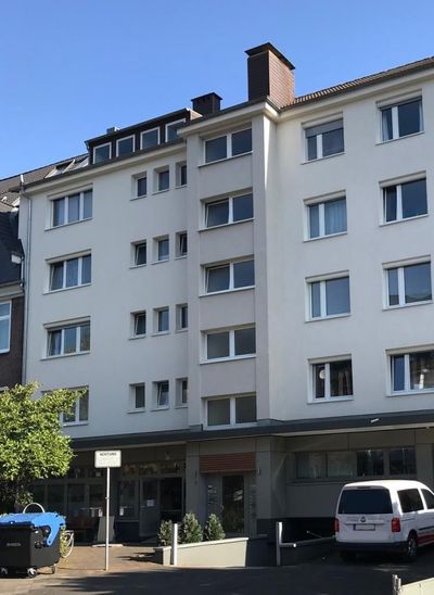 Apartamento de 4 habitaciónes en Dusseldorf, Germany No. 17488