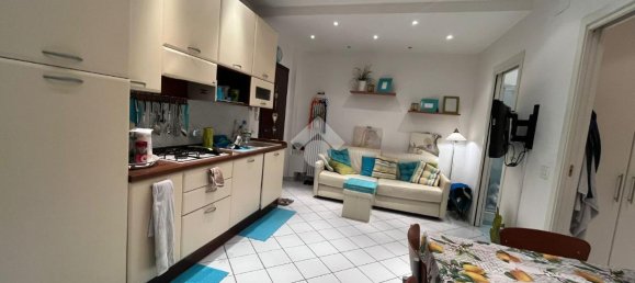 2-salle Appartement à Rapallo, Italy No. 147799 3