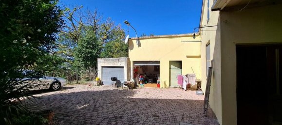 Вилла с 3 спальнями в Фоссальто, Италия № 127017 4