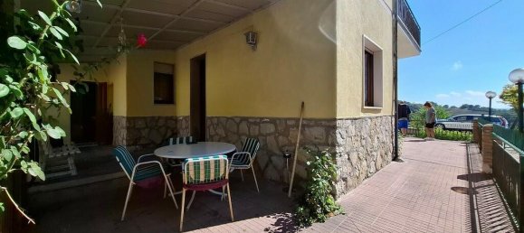 Вилла с 3 спальнями в Фоссальто, Италия № 127017 14