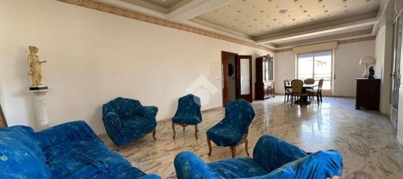 Apartamento de 4 habitaciónes en Reggio Calabria, Italy No. 284292 6