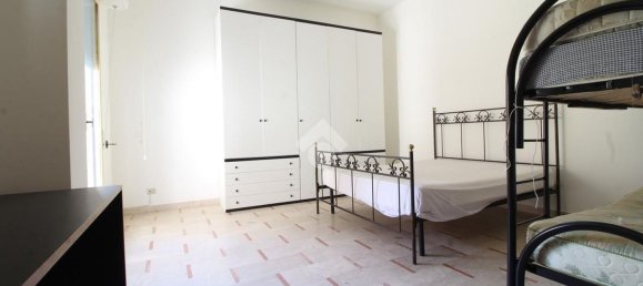 Apartamento de 4 habitaciónes en Reggio Calabria, Italy No. 284292 10