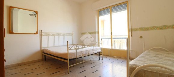 Apartamento de 4 habitaciónes en Reggio Calabria, Italy No. 284292 20