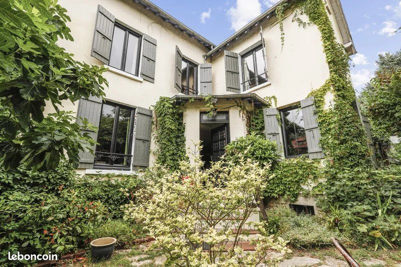 4 غرف نوم منزل في Gagny, France رقم 189369