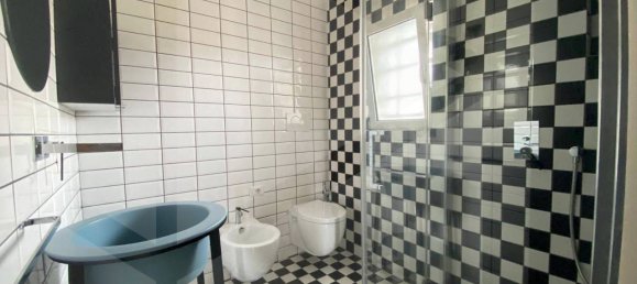 1 Schlafzimmer Penthouse in Bari, Italy, Nr. 27238 10