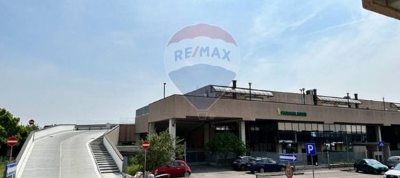 مستودع في Assago, Italy 250متر مربع رقم 88198 11