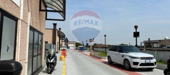 مستودع في Assago, Italy 250متر مربع رقم 88198 15