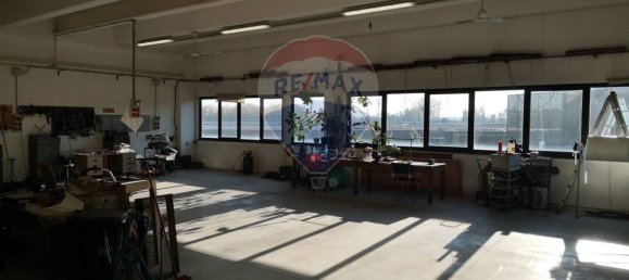 مستودع في Assago, Italy 250متر مربع رقم 88198 7