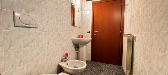 5 rooms House in Pornassio, Italy No. 121176 9