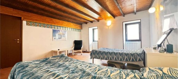 5 rooms House in Pornassio, Italy No. 121176 3
