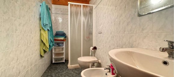 5 rooms House in Pornassio, Italy No. 121176 8