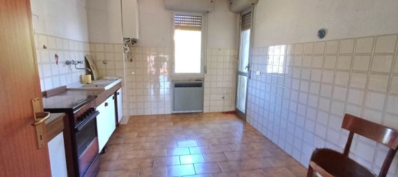 4-salle Appartement à Casteggio, Italy No. 309084 3