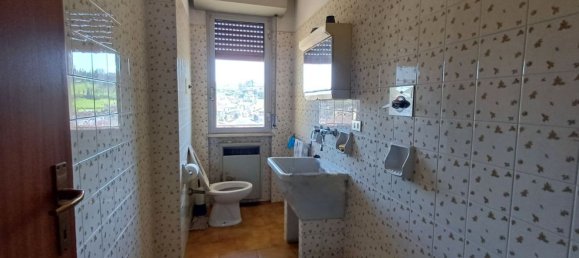 4-salle Appartement à Casteggio, Italy No. 309084 13