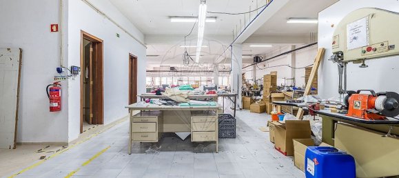 Склад 372м² в Селорику ди Башту, Португалия № 37493 3