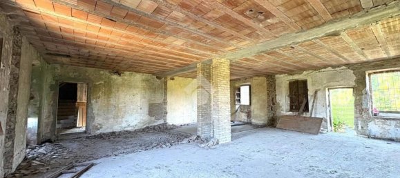 5-Zimmer Haus in Fiorenzuola d'Arda, Italy, Nr. 284373 10