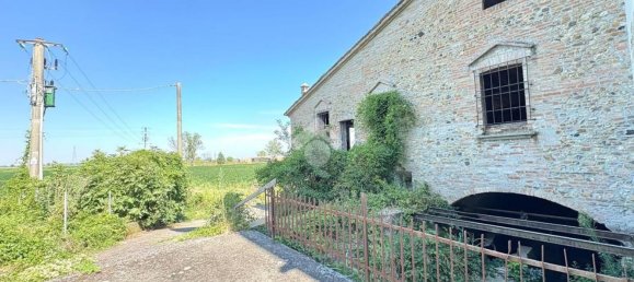 5-Zimmer Haus in Fiorenzuola d'Arda, Italy, Nr. 284373 5