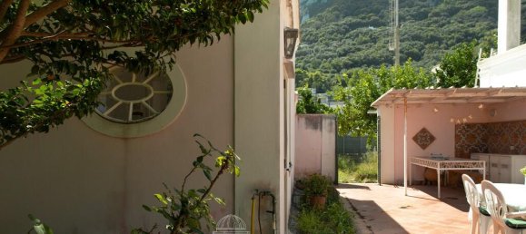 Вилла с 2 спальнями в Капри, Италия № 381081 22