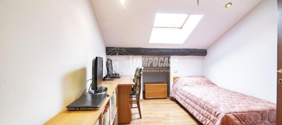 4-salle Appartement à Milan, Italy No. 242372 22