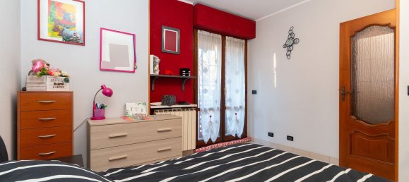 Apartamento de 3 habitaciónes en Grugliasco, Italy No. 129385 17