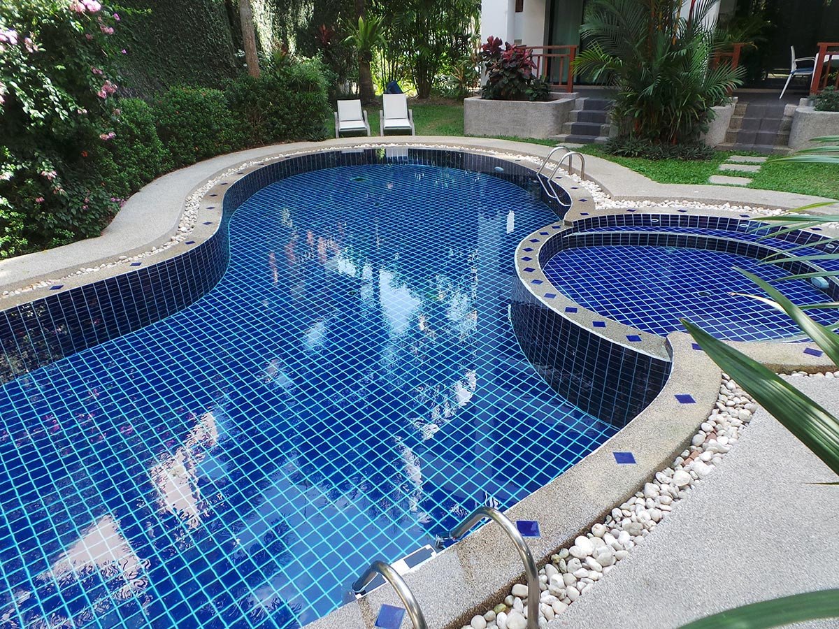 2 bedrooms Condo in Phuket, Thailand No. 7126