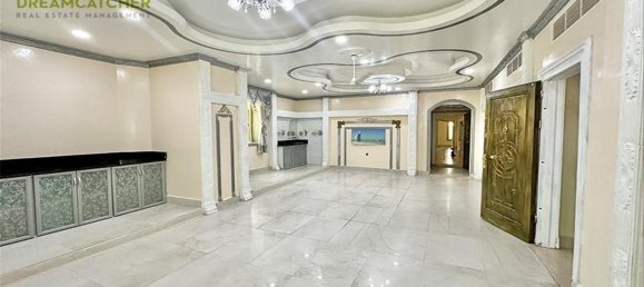 10 bedrooms Villa in Seih Al Uraibi, UAE No. 34894 9