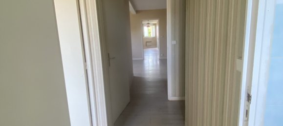 5 Schlafzimmer Doppelhaus in Noyon, France, Nr. 261465 17