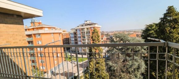 Apartamento de 4 habitaciónes en Novara, Italy No. 228012 38