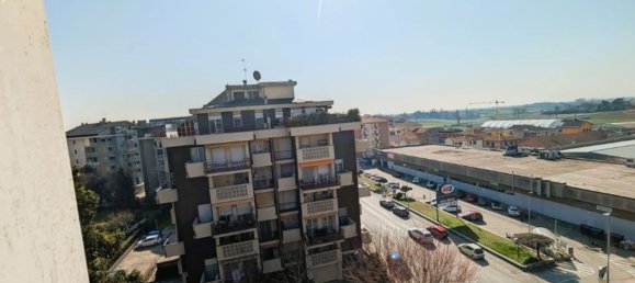 Apartamento de 4 habitaciónes en Novara, Italy No. 228012 37