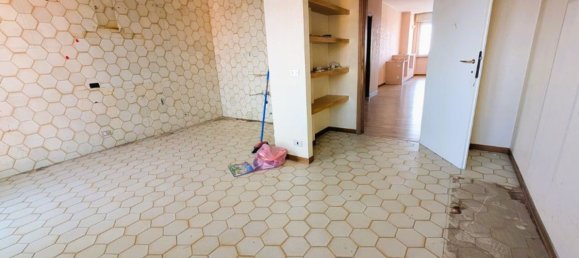 Apartamento de 4 habitaciónes en Novara, Italy No. 228012 15