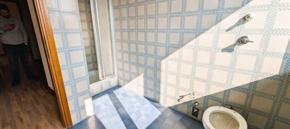 Apartamento de 4 habitaciónes en Novara, Italy No. 228012 35