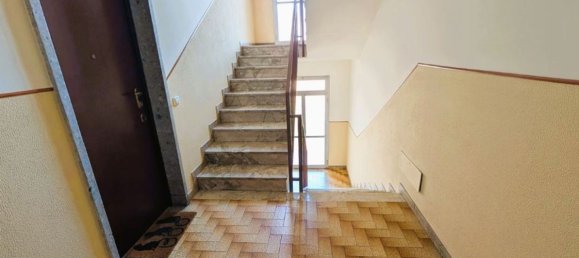 Apartamento de 4 habitaciónes en Novara, Italy No. 228012 4