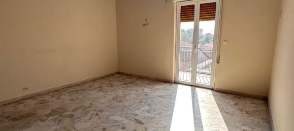 Квартира с 6 комнатами в Сан Джованни ла Пунта, Италия № 224065 8