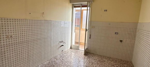 Квартира с 6 комнатами в Сан Джованни ла Пунта, Италия № 224065 14