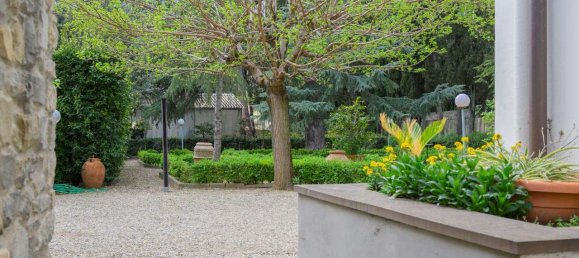 5 bedrooms Villa in Florence, Italy No. 167729 33