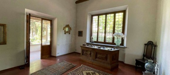 5 bedrooms Villa in Florence, Italy No. 167729 13